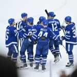 Toronto Maple Leafs celebrate win against Dallas