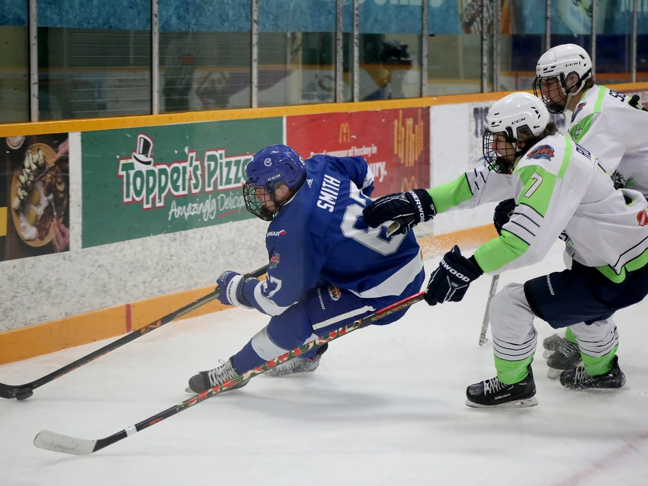 Smith and Assinewai leading by example 37 Smith holds off Paper Kings Ben Leeson Sudbury Star