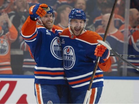 Gr1IAxWWwAAfenP Edmonton Journal