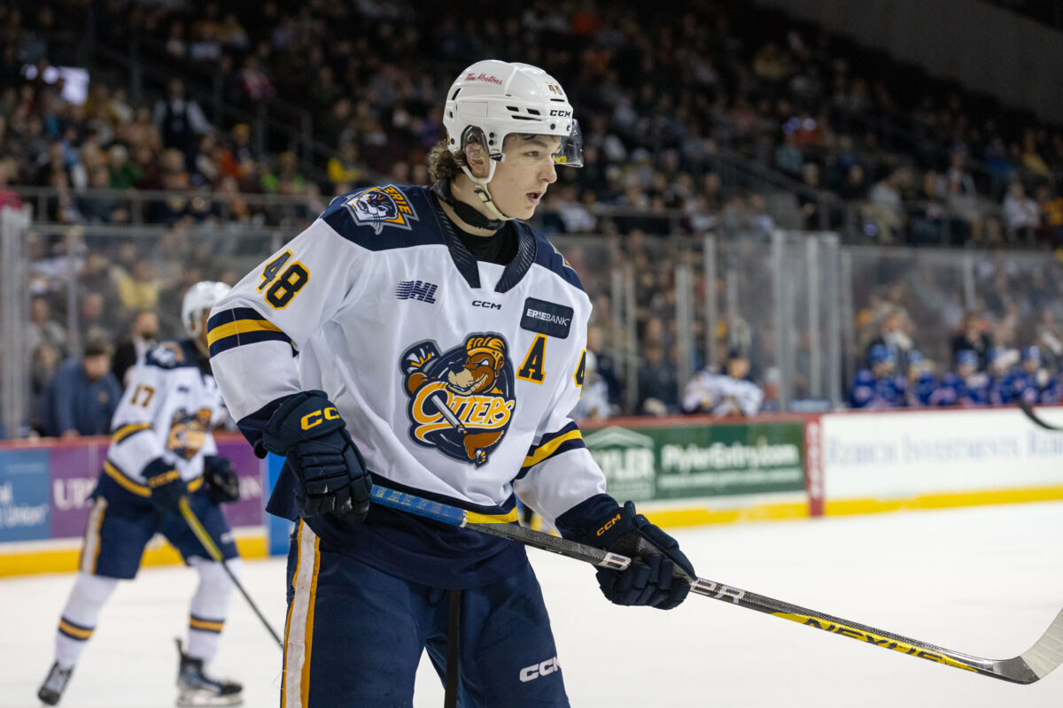 Islanders' projected-pick Matthew Schaefer skates during an OHL game